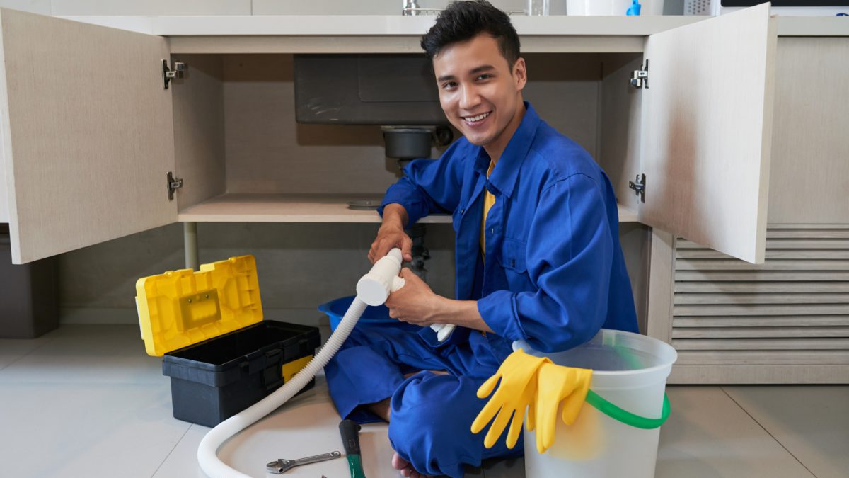 reduce water usage smart plumbing